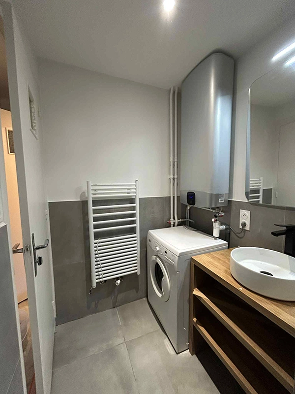 Rénovation de douche dans une salle de bain par TSA Travaux