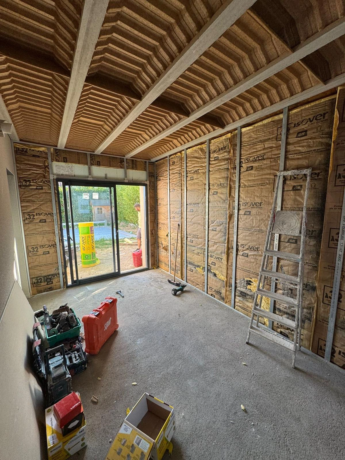 Rénovation avec isolation thermique et phonique efficace