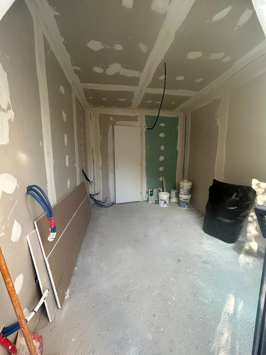 Travaux de plâtrerie : pose de plaques de plâtre par TSA Travaux